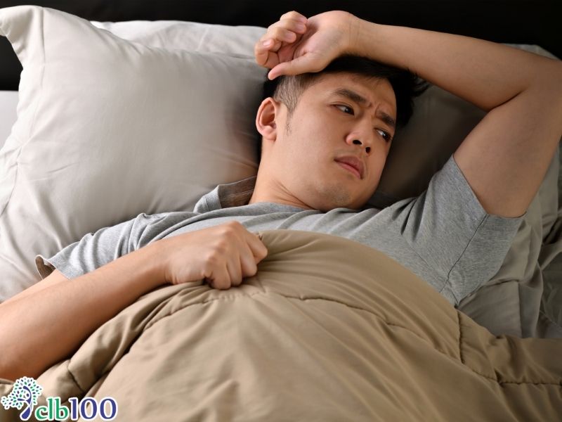 Dấu hiệu nhận biết bạn đang mắc chứng mất ngủ