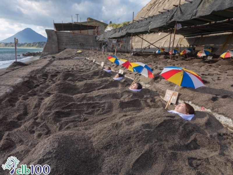 Tắm cát, hít thở không khí biển