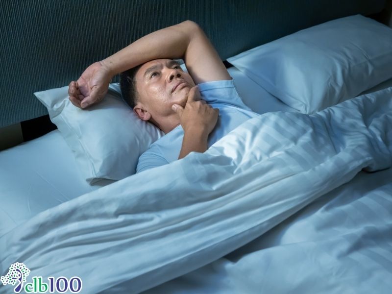 Yếu tố tâm lý, sinh hoạt và bệnh lý nền nguyên nhân gây mất ngủ phổ biến