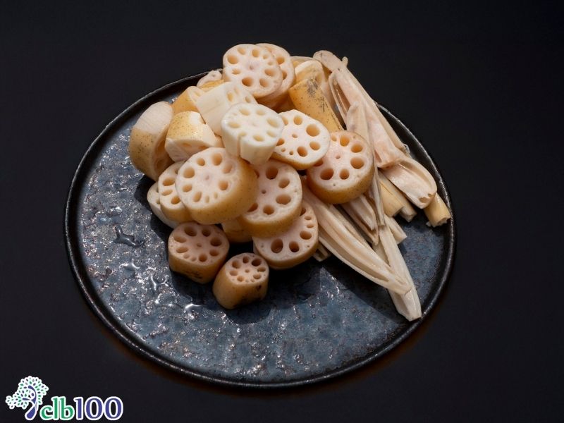 Sử dụng trợ phương củ sen già để hỗ trợ phục hồi bệnh hen suyễn