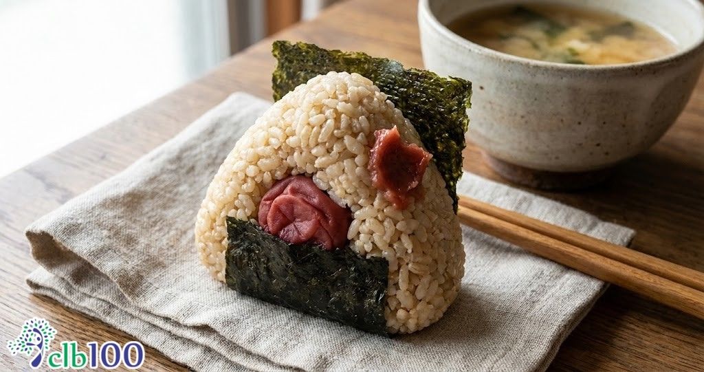 Cách làm cơm nắm Onigiri
