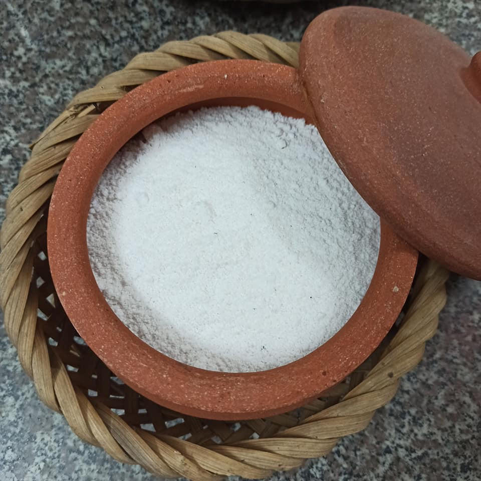 Sử dụng muối hầm thay muối tinh tốt hơn cho trẻ