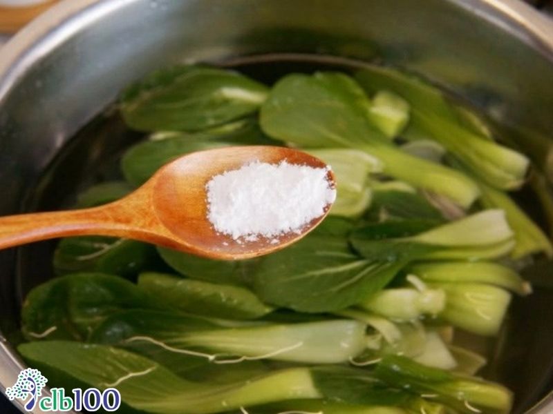 Mẹo sơ chế làm sạch hoá chất dư thừa