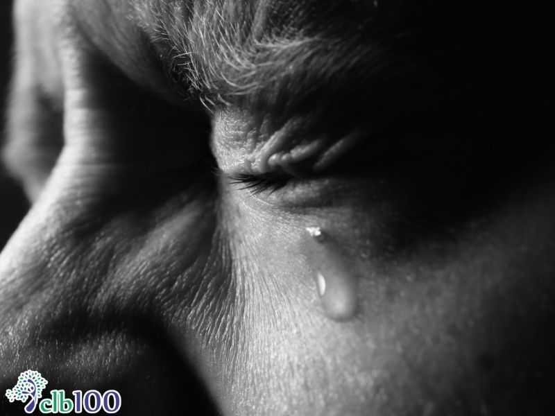 Tại sao ta khóc khi ta buồn?