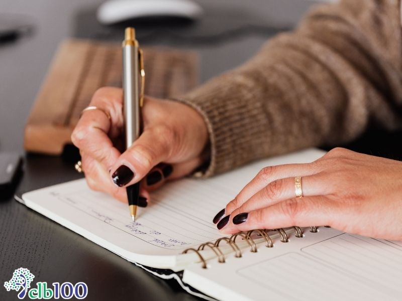 Thực hành viết nhật ký để giải toả cảm xúc