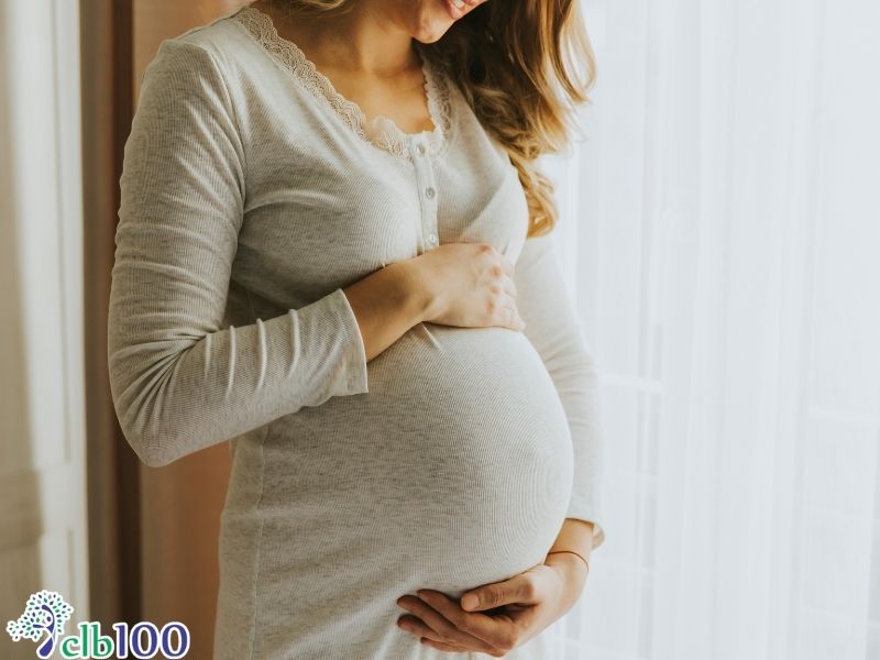 Phụ nữ mang thai và cho con bú nên lưu ý khi sử dụng khổ qua