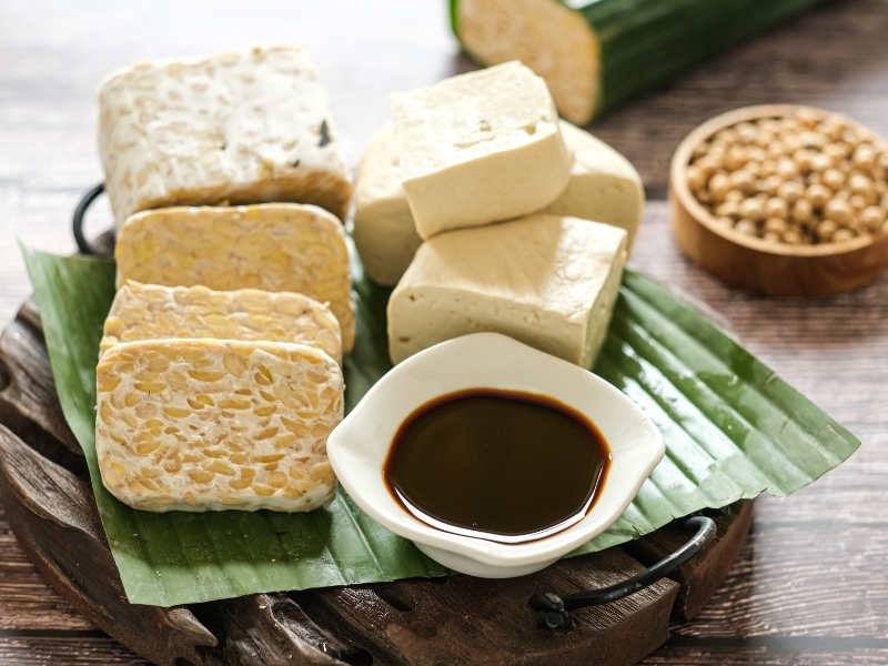 Tempeh là món ăn đậu nành lên men nguyên hạt