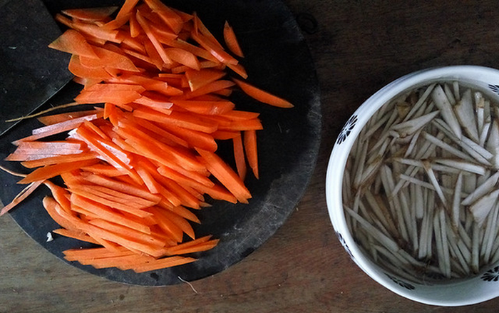  Ngưu bàng bổ dưỡng kết hợp với cà rốt thơm ngon